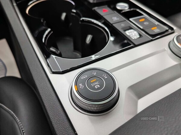 Used Volkswagen Touareg 2023 for sale - 76372123: Photo 43