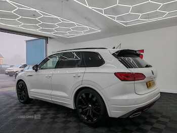 Used Volkswagen Touareg 2023 for sale - 76372123: Photo