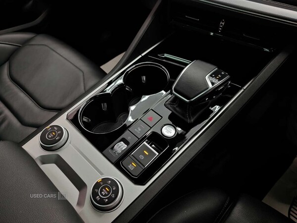 Used Volkswagen Touareg 2023 for sale - 76372123: Photo 50