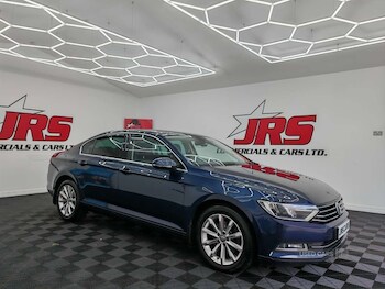 Volkswagen - Passat