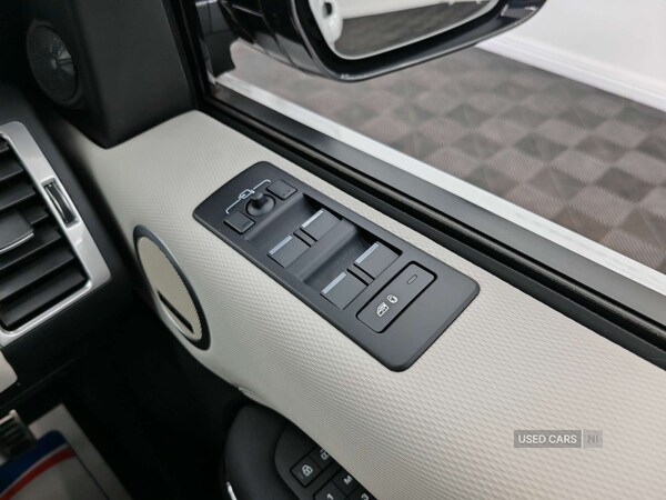 Used Land Rover Discovery 2023 for sale - 75858744: Photo 46