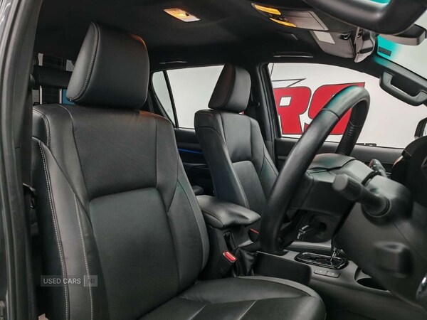 Used Toyota Hilux 2023 for sale - 76024983: Photo 11