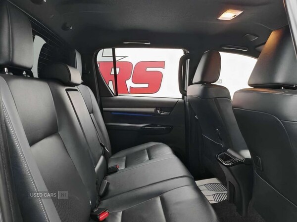 Used Toyota Hilux 2023 for sale - 76024983: Photo 12