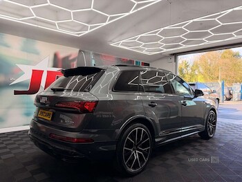 Used Audi Q7 2023 for sale - 78261969: Photo