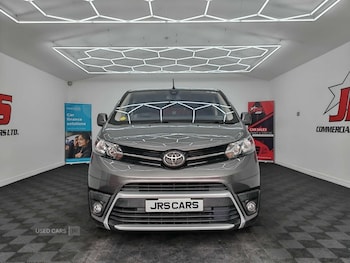 Used Toyota PROACE CITY Verso 2017 for sale - 75302463: Photo