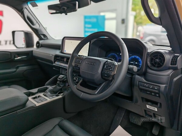 Used Toyota Land Cruiser 2024 for sale - 76997950: Photo 16