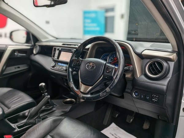 Used Toyota RAV4 2013 for sale - 76729324: Photo 8