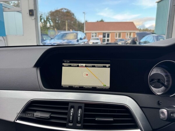 Used Mercedes-Benz C Class 2014 for sale - 76702637: Photo 10