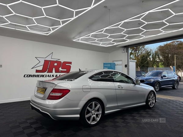 Used Mercedes-Benz C Class 2014 for sale - 76702637: Photo 5