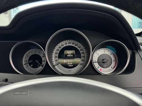 Used Mercedes-Benz C Class 2014 for sale - 76702637: Photo 8