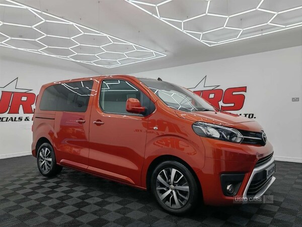 Used Toyota PROACE CITY Verso 2019 for sale - 76201648: Photo 1
