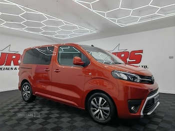 Toyota - PROACE CITY Verso