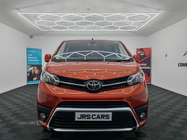 Used Toyota PROACE CITY Verso 2019 for sale - 76201648: Photo 2