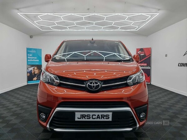 Used Toyota PROACE CITY Verso 2019 for sale - 76201648: Photo 2