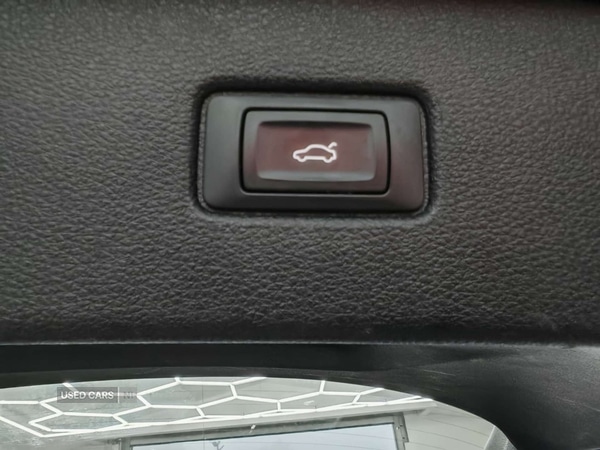 Used Audi Q7 2018 for sale - 77144891: Photo 50