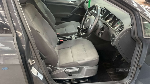 Used Volkswagen Golf 2017 for sale - 77898824: Photo 7