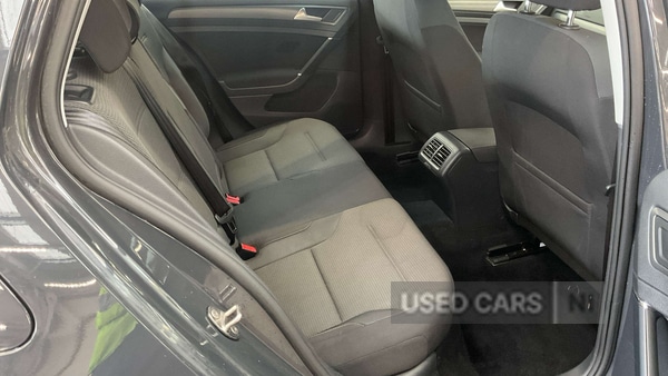 Used Volkswagen Golf 2017 for sale - 77898824: Photo 8