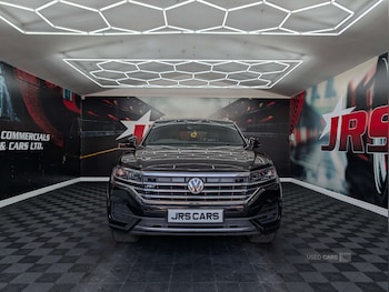 Used Volkswagen Touareg 2019 for sale - 78763623: Photo