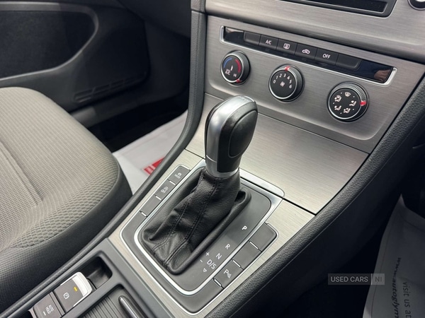 Used Volkswagen Golf 2015 for sale - 76500159: Photo 23