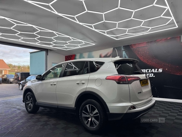 Used Toyota RAV4 2017 for sale - 77084599: Photo 4