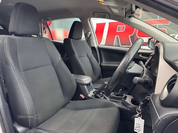 Used Toyota RAV4 2017 for sale - 77084599: Photo 6