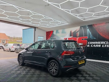 Used Volkswagen Golf 2017 for sale - 78262023: Photo