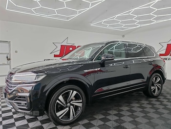 Used Volkswagen Touareg 2018 for sale - 75226399: Photo