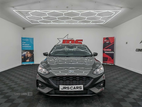 Used Ford Focus 2019 for sale - 76840207: Photo 2