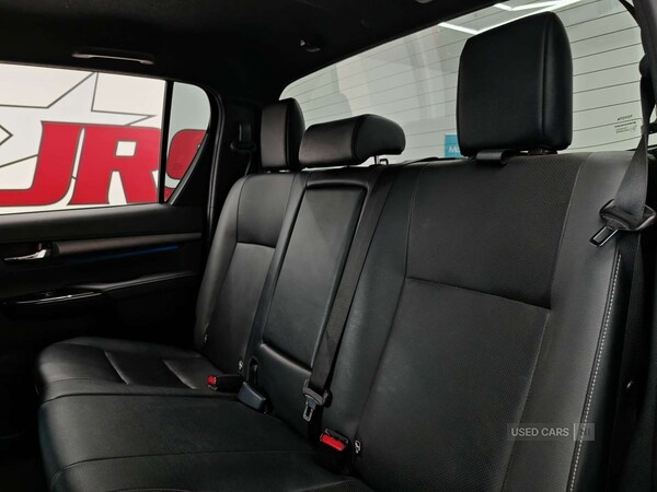 Used Toyota Hilux 2023 for sale - 75954411: Photo 21