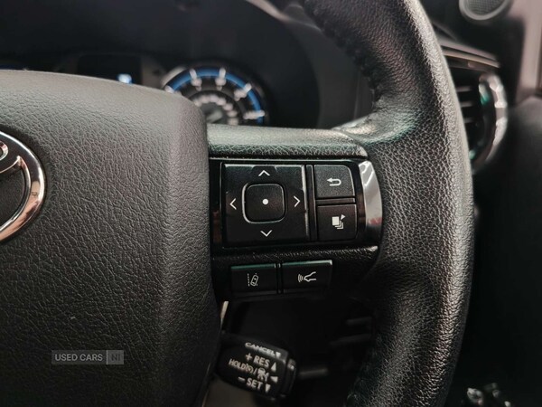 Used Toyota Hilux 2023 for sale - 75954411: Photo 28