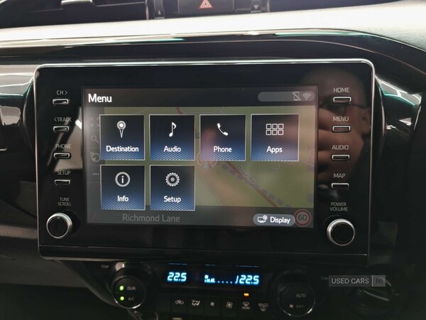 Used Toyota Hilux 2023 for sale - 75954411: Photo 36