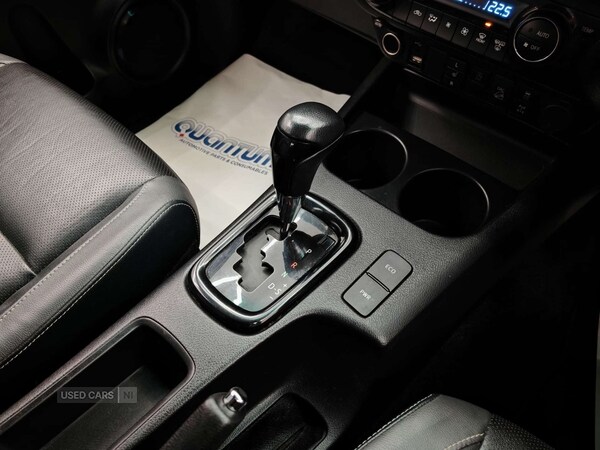 Used Toyota Hilux 2023 for sale - 75954411: Photo 39