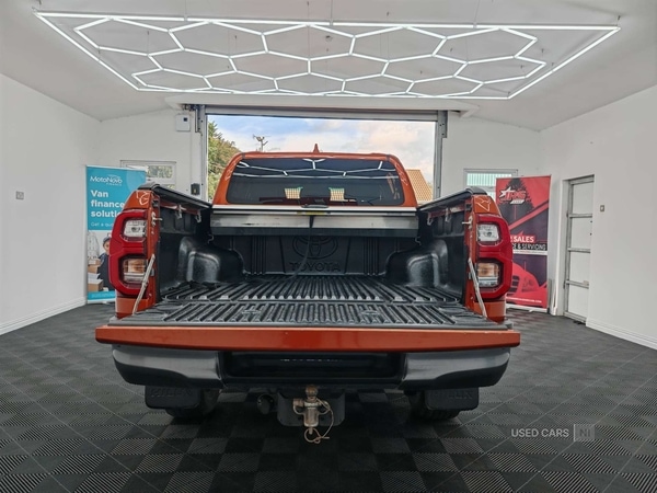 Used Toyota Hilux 2023 for sale - 75954411: Photo 7