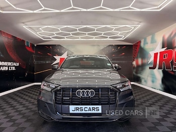 Used Audi Q7 2023 for sale - 77710700: Photo