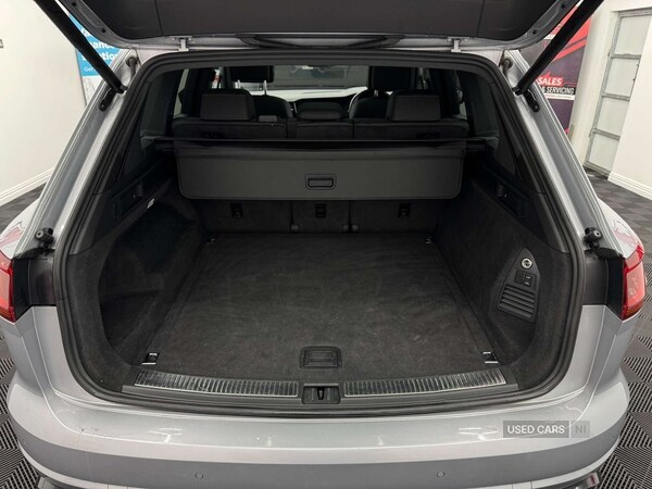 Used Volkswagen Touareg 2020 for sale - 76500153: Photo 31