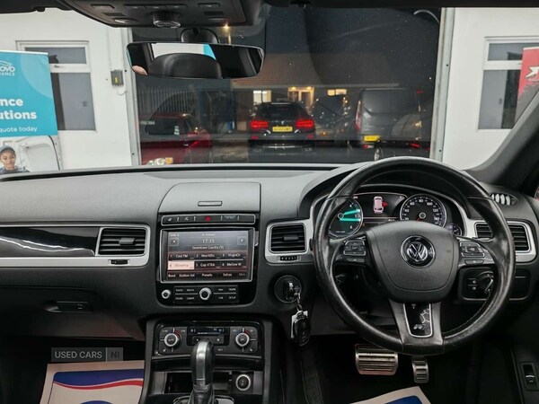 Used Volkswagen Touareg 2017 for sale - 76659478: Photo 24