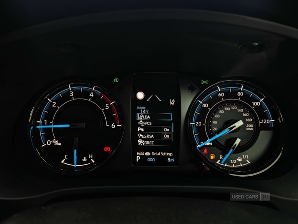 Used Toyota Hilux 2025 for sale - 76803121: Photo 31