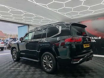 Used Toyota Land Cruiser 2025 for sale - 77315599: Photo