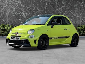 Used Abarth 595 2019 for sale - 79677201: Photo