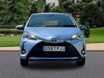 Used Toyota Yaris 2017 for sale - 79564955: Photo