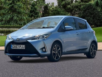 Used Toyota Yaris 2017 for sale - 79564955: Photo
