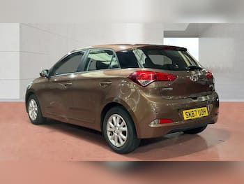 Used Hyundai i20 2017 for sale - 79634974: Photo