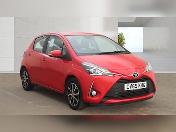 Used Toyota Yaris 2019 for sale - 79565880: Photo
