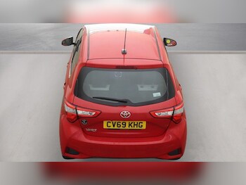 Used Toyota Yaris 2019 for sale - 79565880: Photo