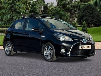 Used Toyota Yaris 2015 for sale - 79564833: Photo