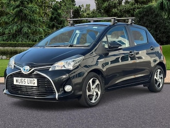 Used Toyota Yaris 2015 for sale - 79564833: Photo
