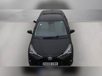 Used Toyota Yaris 2018 for sale - 79712231: Photo