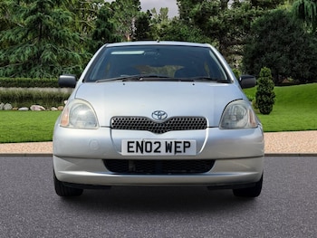 Used Toyota Yaris 2002 for sale - 79565132: Photo