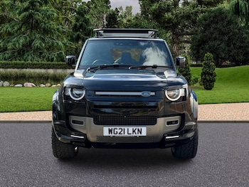 Used Land Rover Defender 2021 for sale - 79564727: Photo