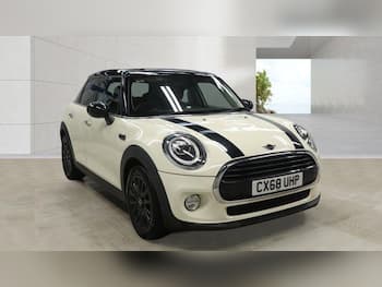 Used MINI Hatch 2018 for sale - 79847007: Photo